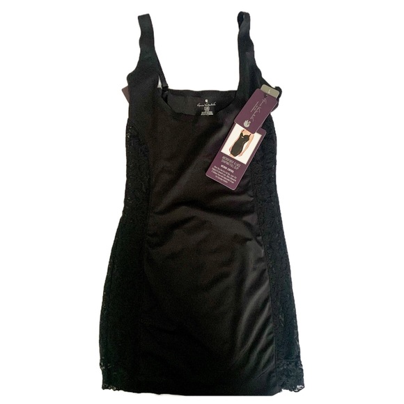 Gloria Vanderbilt Full Shaping Slip - Picture 6 of 8